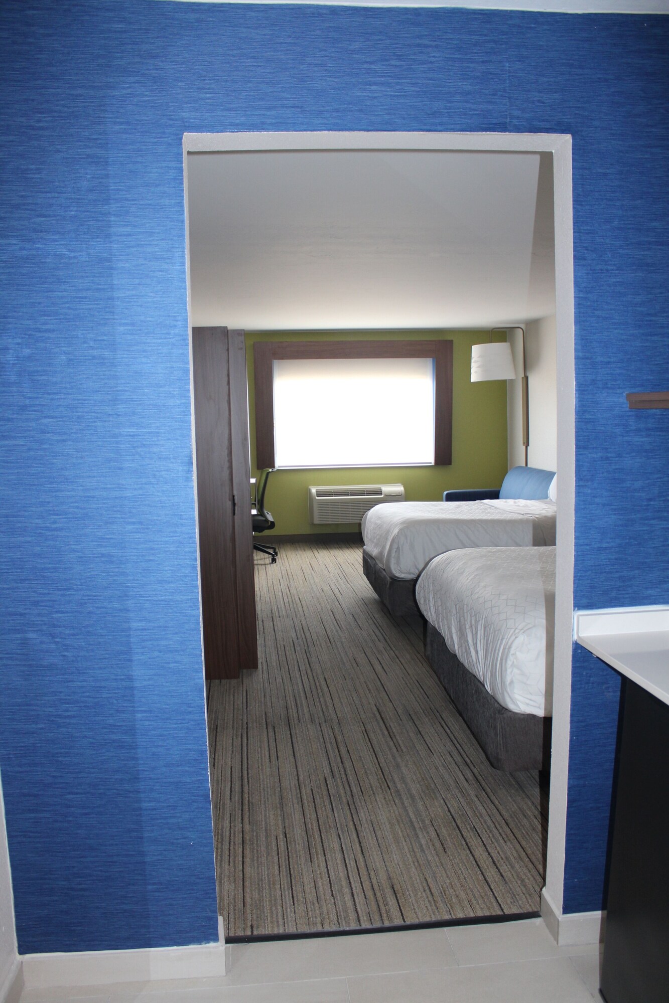holiday inn express hotel and suites raton by ihg