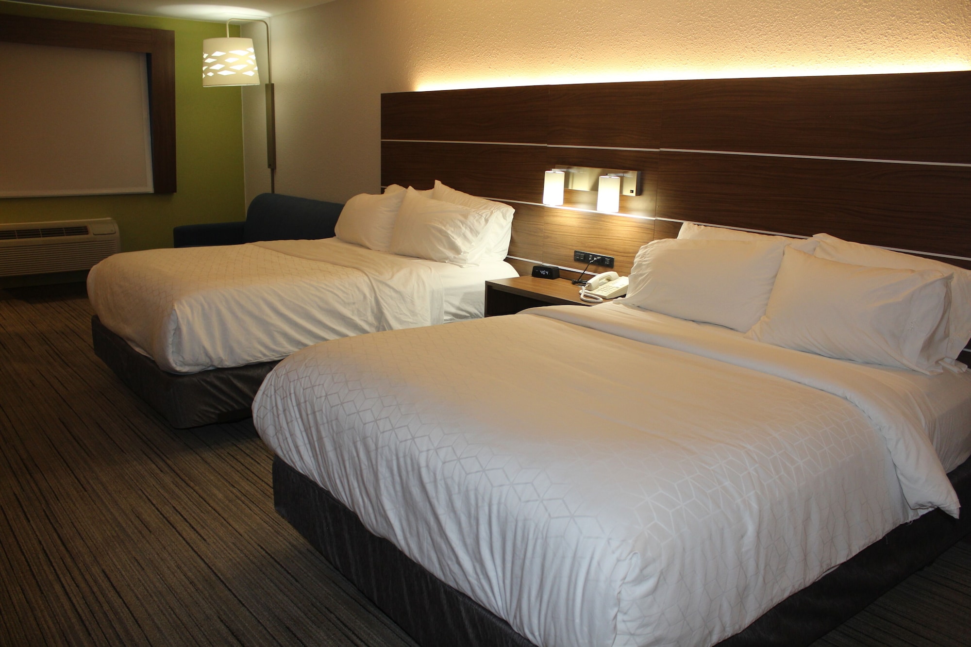 holiday inn express hotel and suites raton by ihg