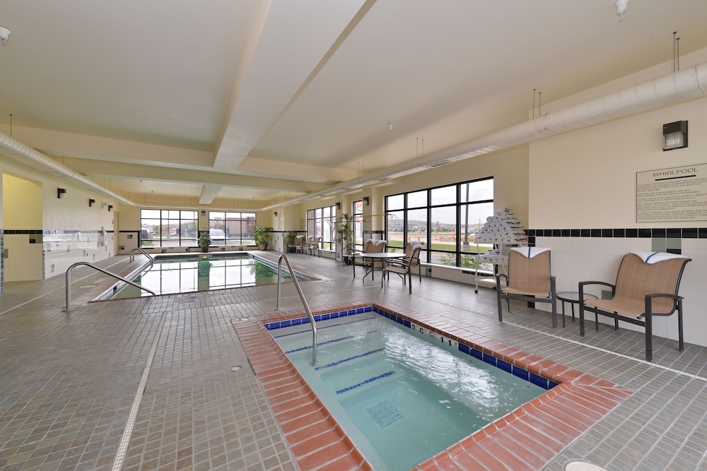 holiday inn express rawlins by ihg