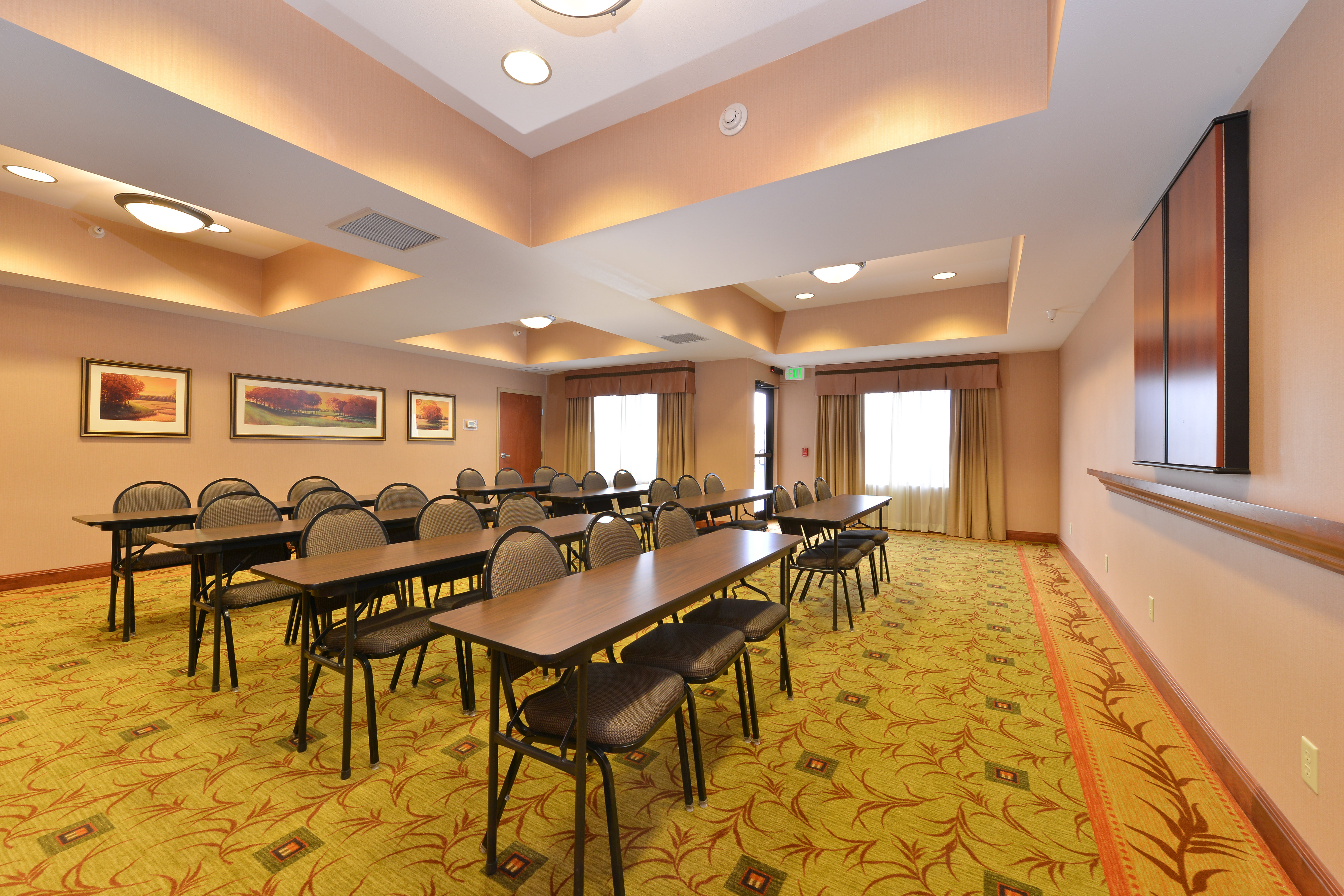 holiday inn express rawlins by ihg