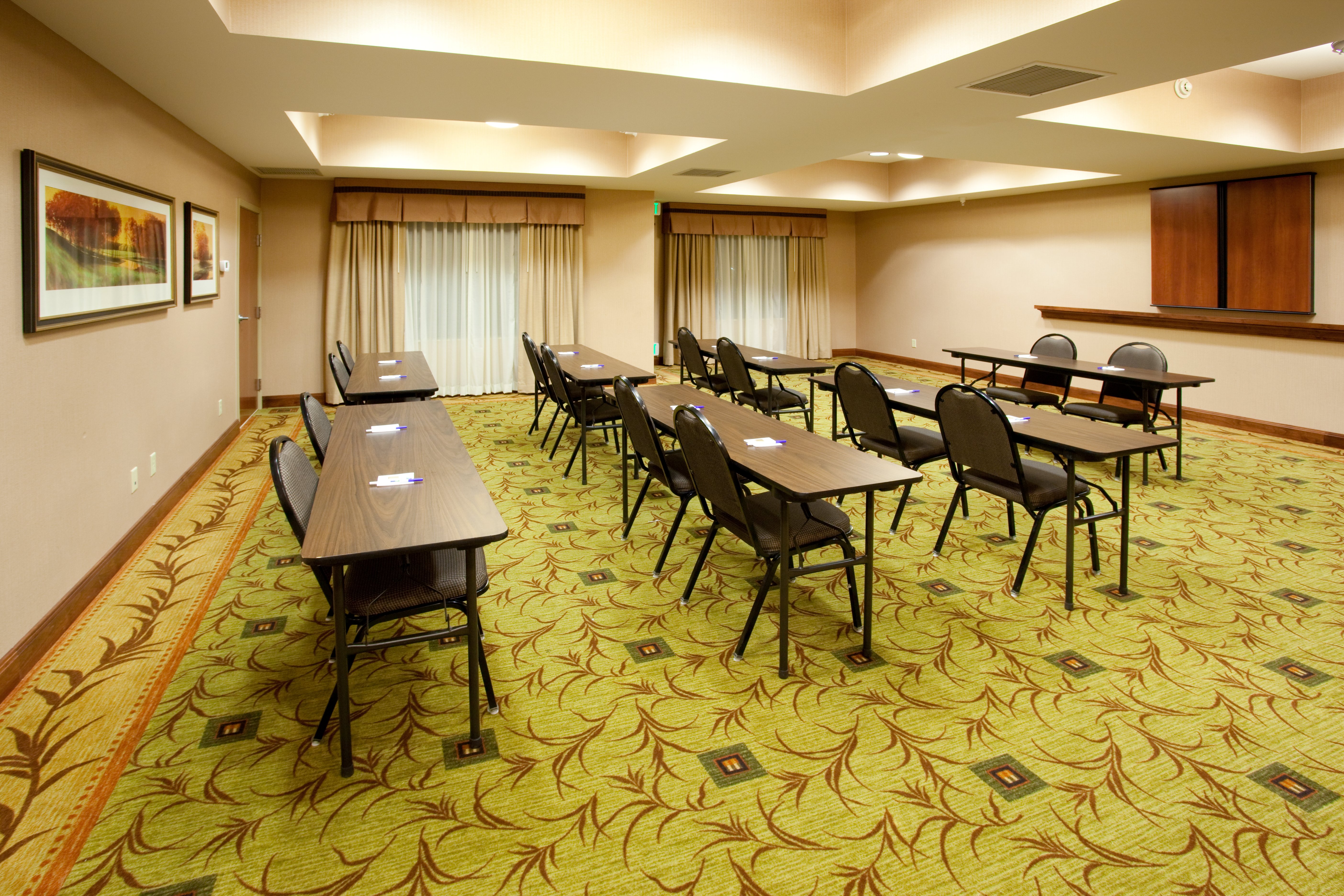 holiday inn express rawlins by ihg