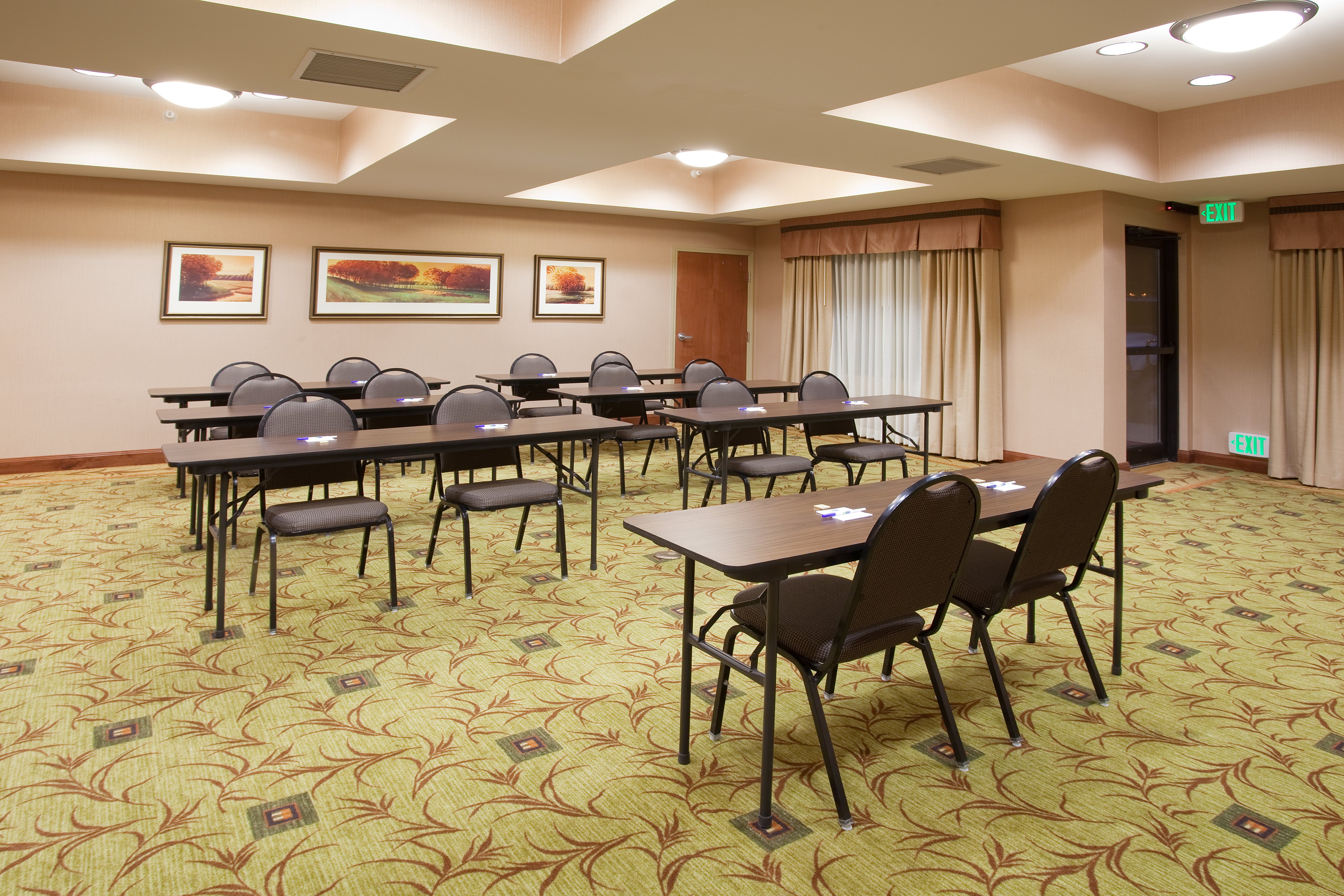 holiday inn express rawlins by ihg