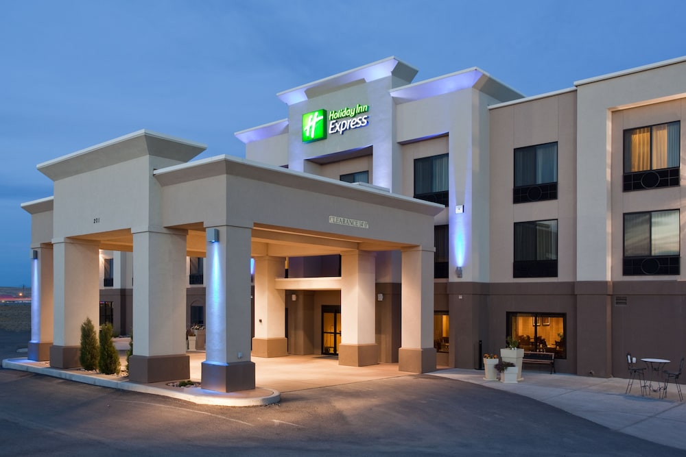 holiday inn express rawlins by ihg