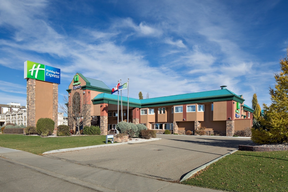 holiday inn express red deer by ihg