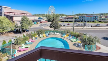 margaritaville island inn