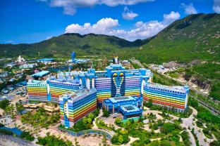 chimelong penguin hotel