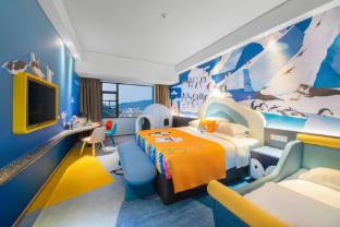 chimelong penguin hotel