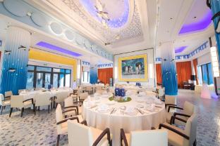 Chimelong Penguin Hotel,,5 star