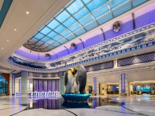 Chimelong Penguin Hotel,,5 star