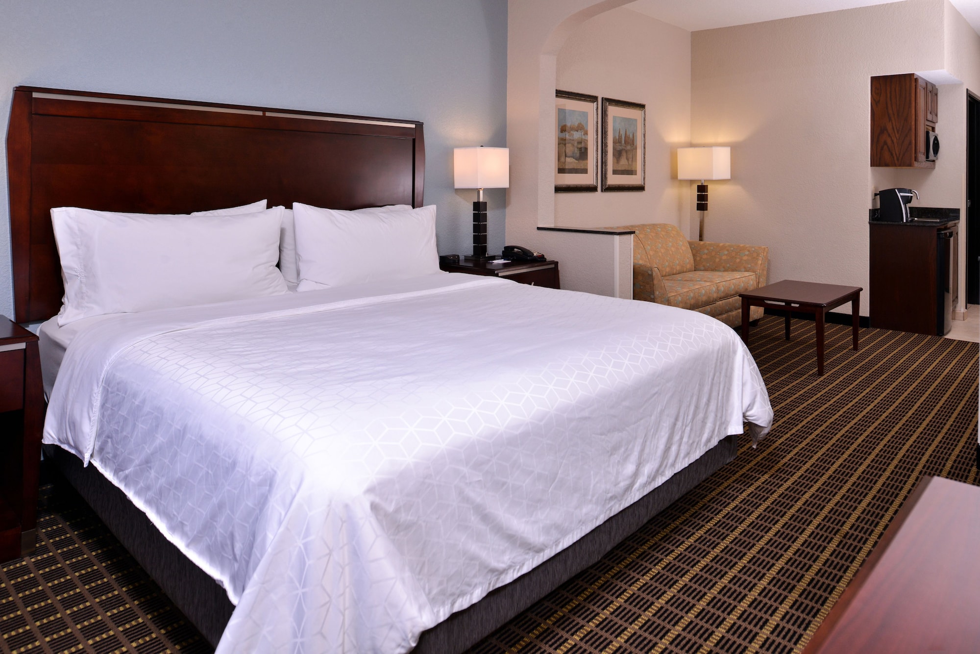 holiday inn express hotel and suites pittsburg by ihg