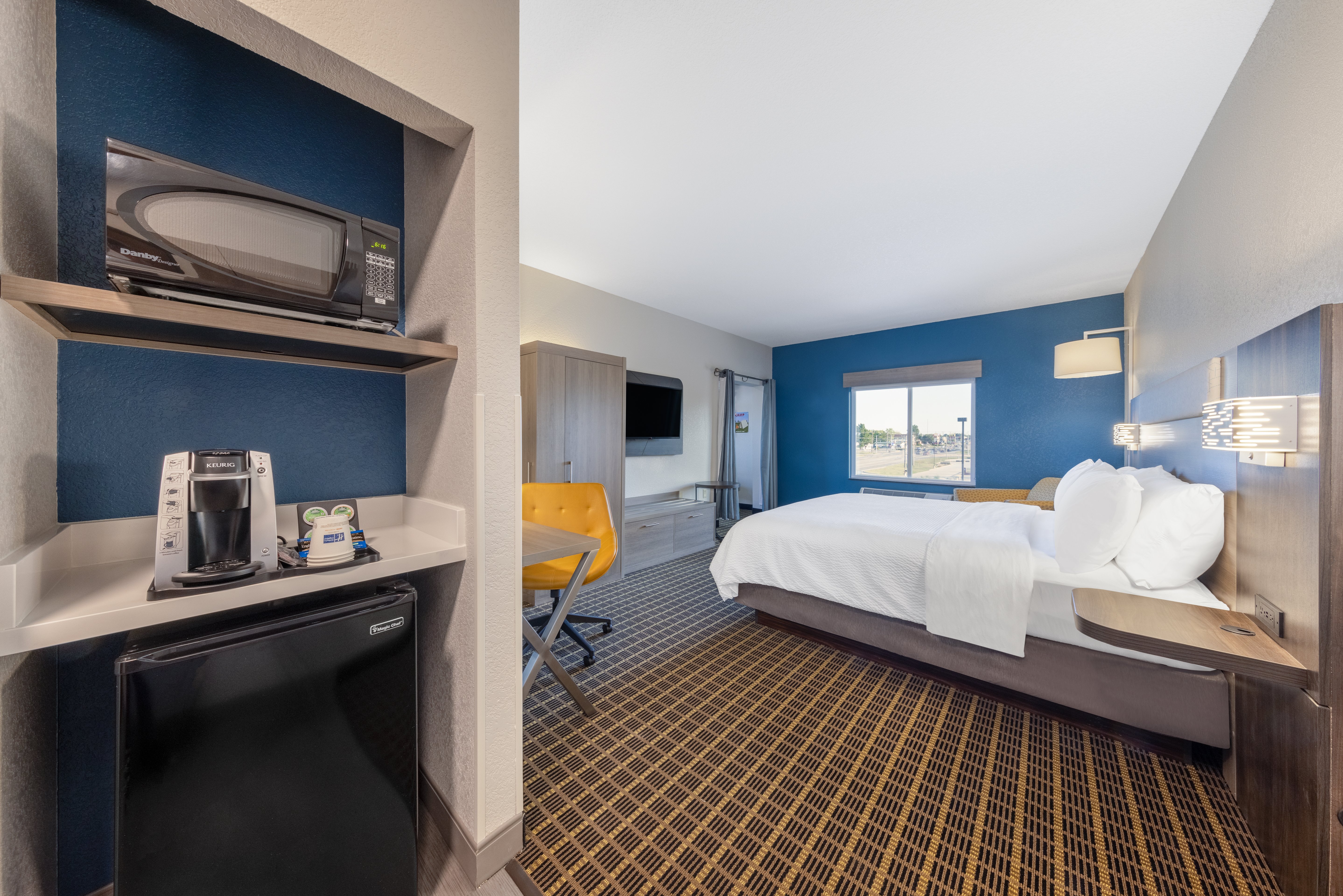 holiday inn express hotel and suites pittsburg by ihg