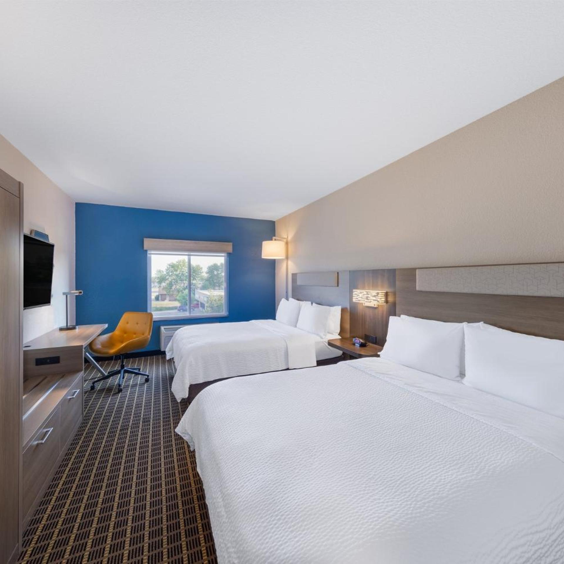holiday inn express hotel and suites pittsburg by ihg