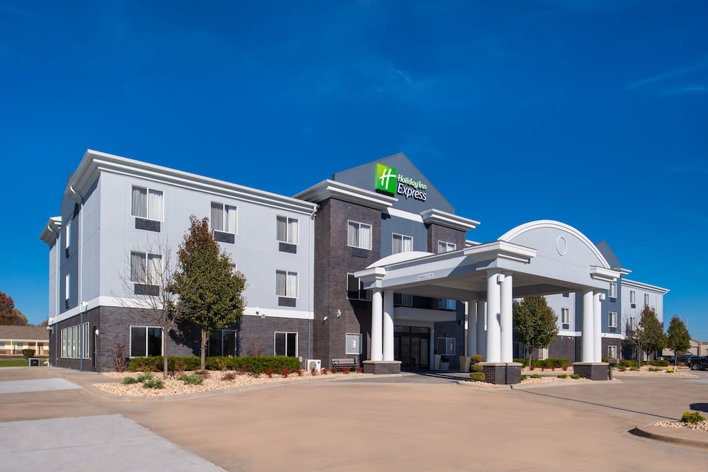 holiday inn express hotel and suites pittsburg by ihg
