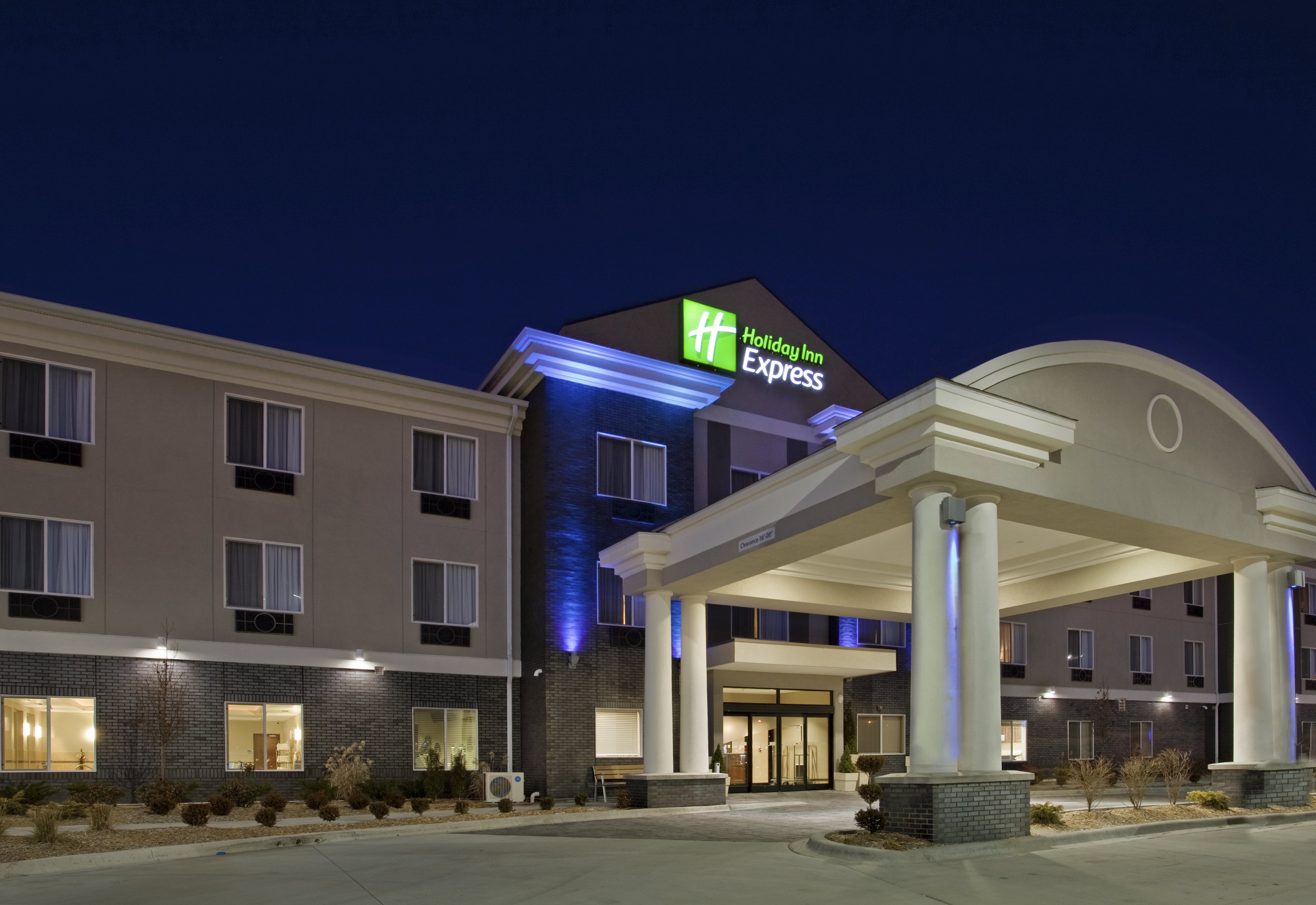 holiday inn express hotel and suites pittsburg by ihg