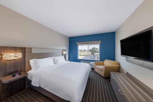 holiday inn express hotel and suites pittsburg by ihg