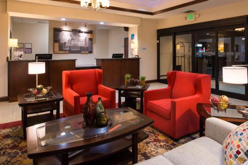 holiday inn express hotel and suites pittsburg by ihg