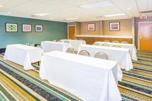 Holiday Inn Express Plymouth By Ihg,Plymouth>>North Carolina,3 star