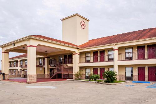 Oyo Hotel Lsu,Near Greater Baton Rouge Port,2 star