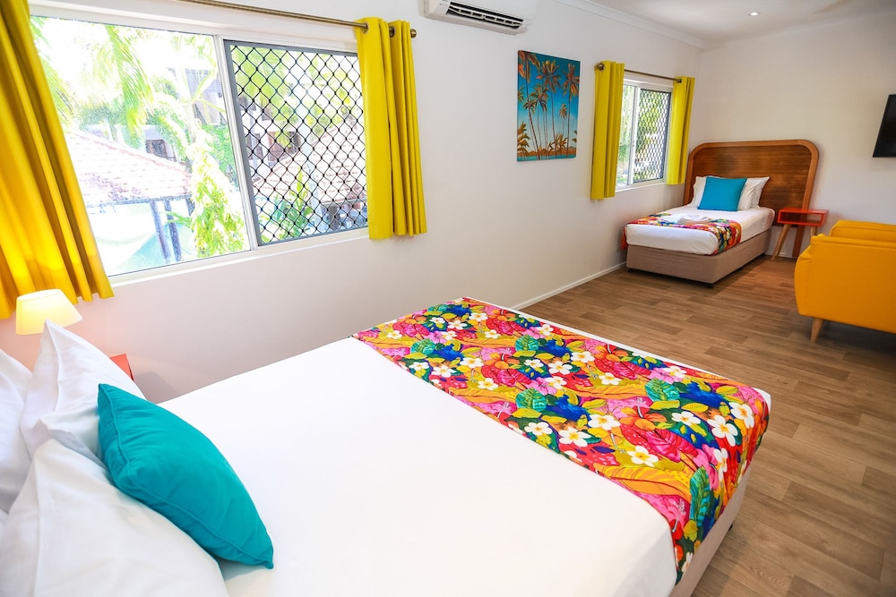 port douglas motel
