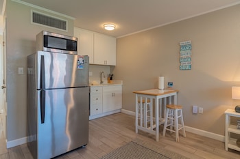 executive keys condominiums on the beach