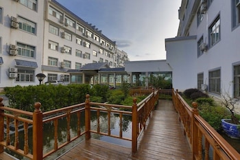 hilton garden inn huangshan scenic area south gate