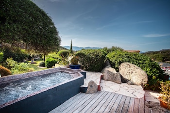 Le Roc E Fiori Hotel,Corsica>>Corse-Du-Sud,4 star