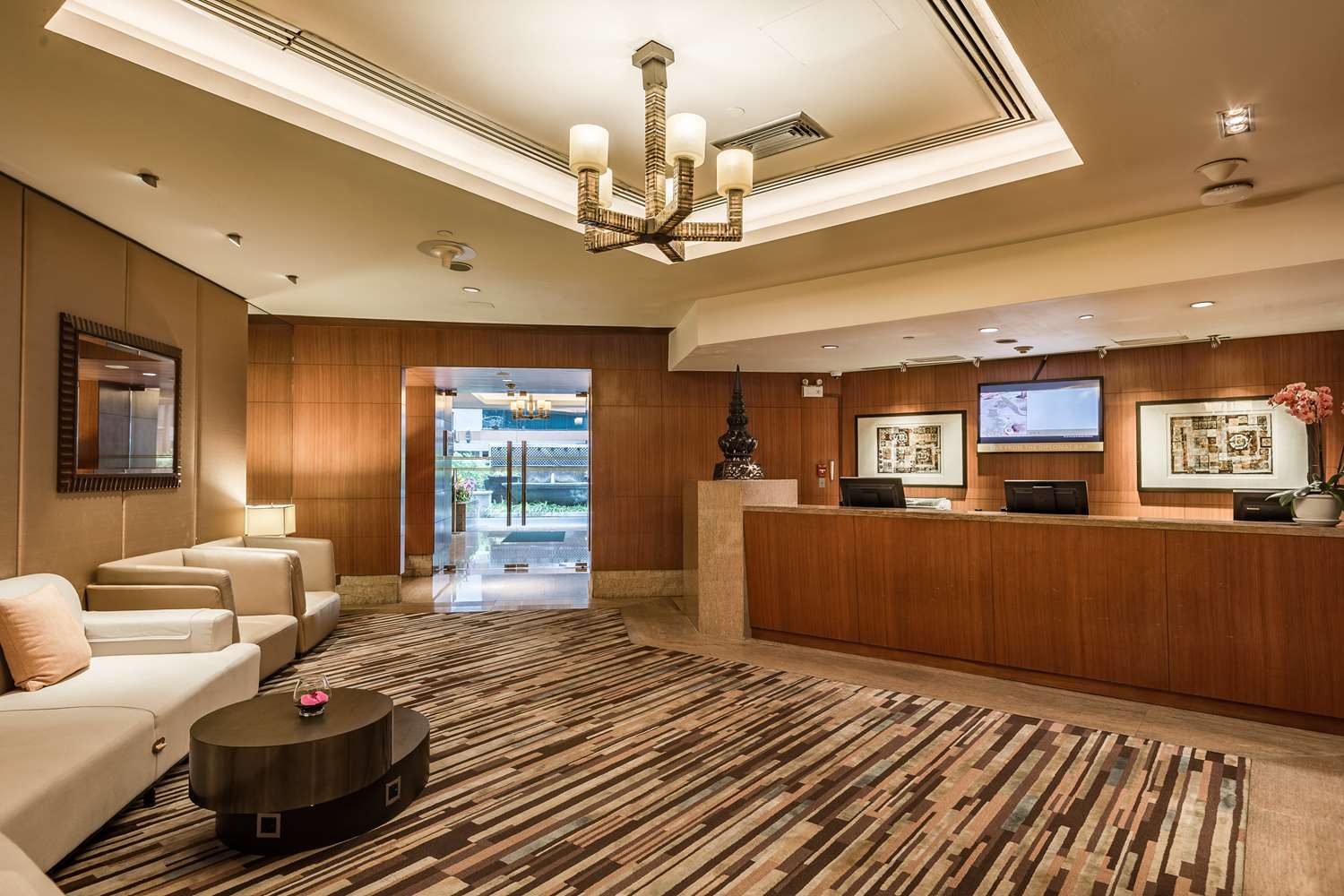 conrad bangkok residences