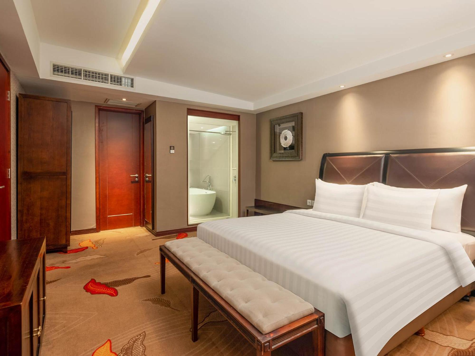 conrad bangkok residences