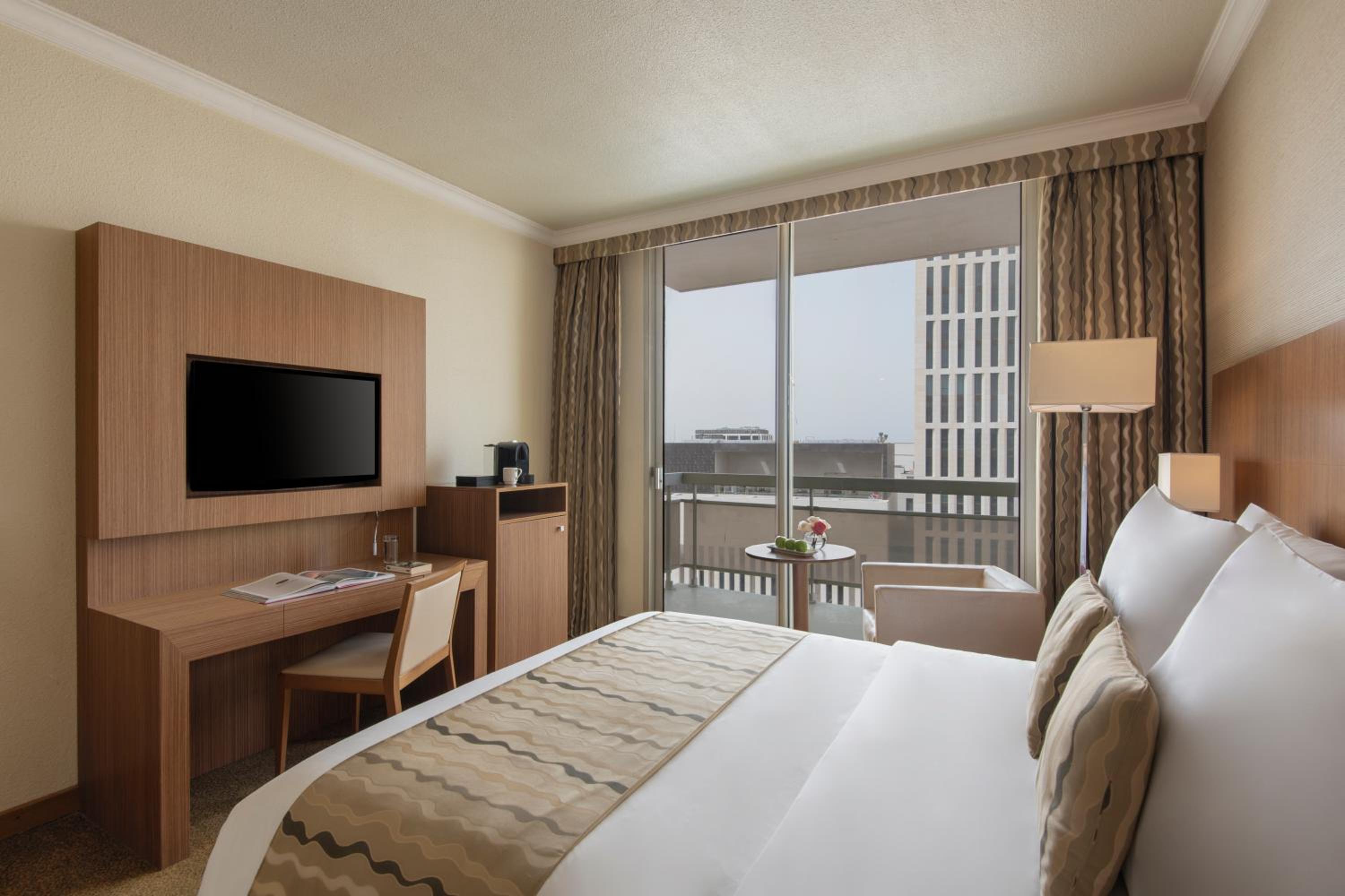 conrad bangkok residences