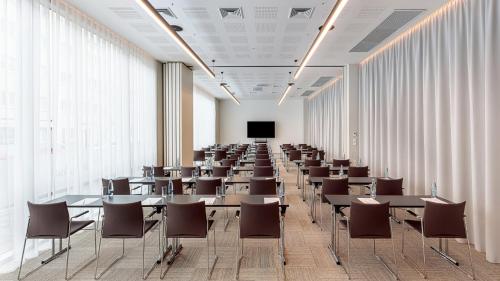 holiday inn prague congress centre by ihg