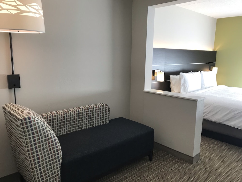 holiday inn express and suites prospect heights by ihg