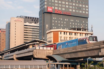 ibis bangkok siam