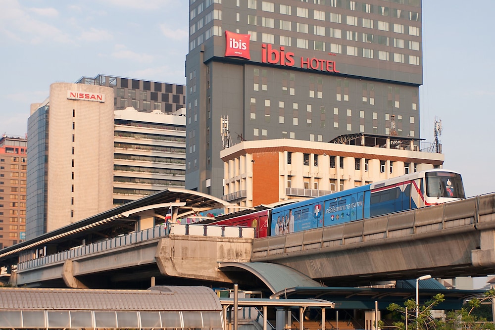 ibis bangkok siam