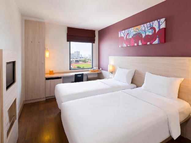 ibis bangkok siam