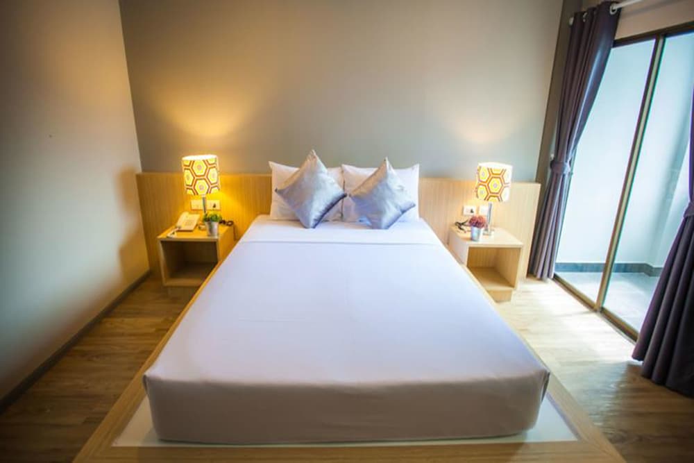 klaang muang hotel rayong