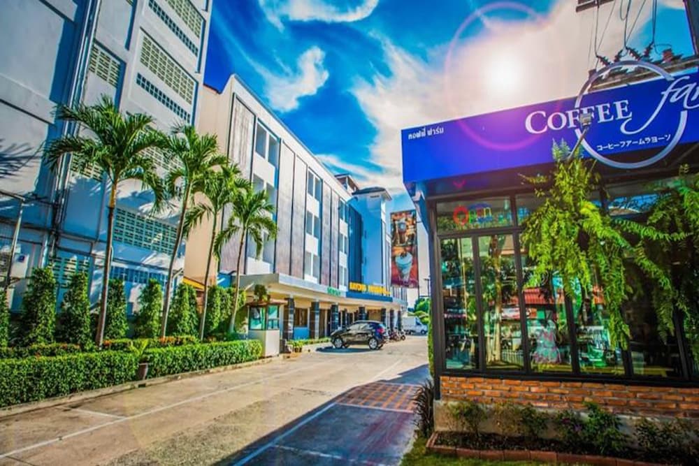 klaang muang hotel rayong