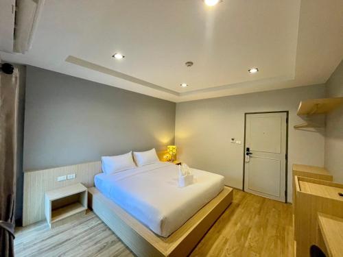 klaang muang hotel rayong