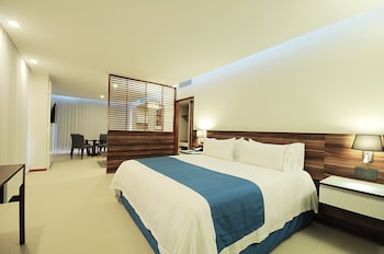 holiday inn express puerto vallarta by ihg