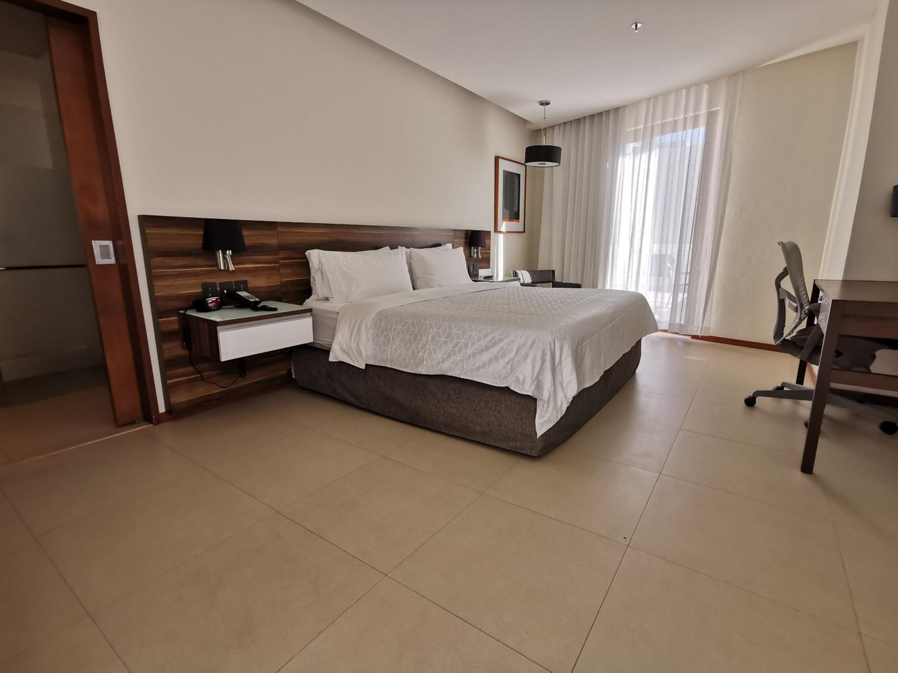 holiday inn express puerto vallarta by ihg