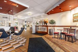 Best Western Hotel Norra Vattern,Orebro>>Askersund,4 star
