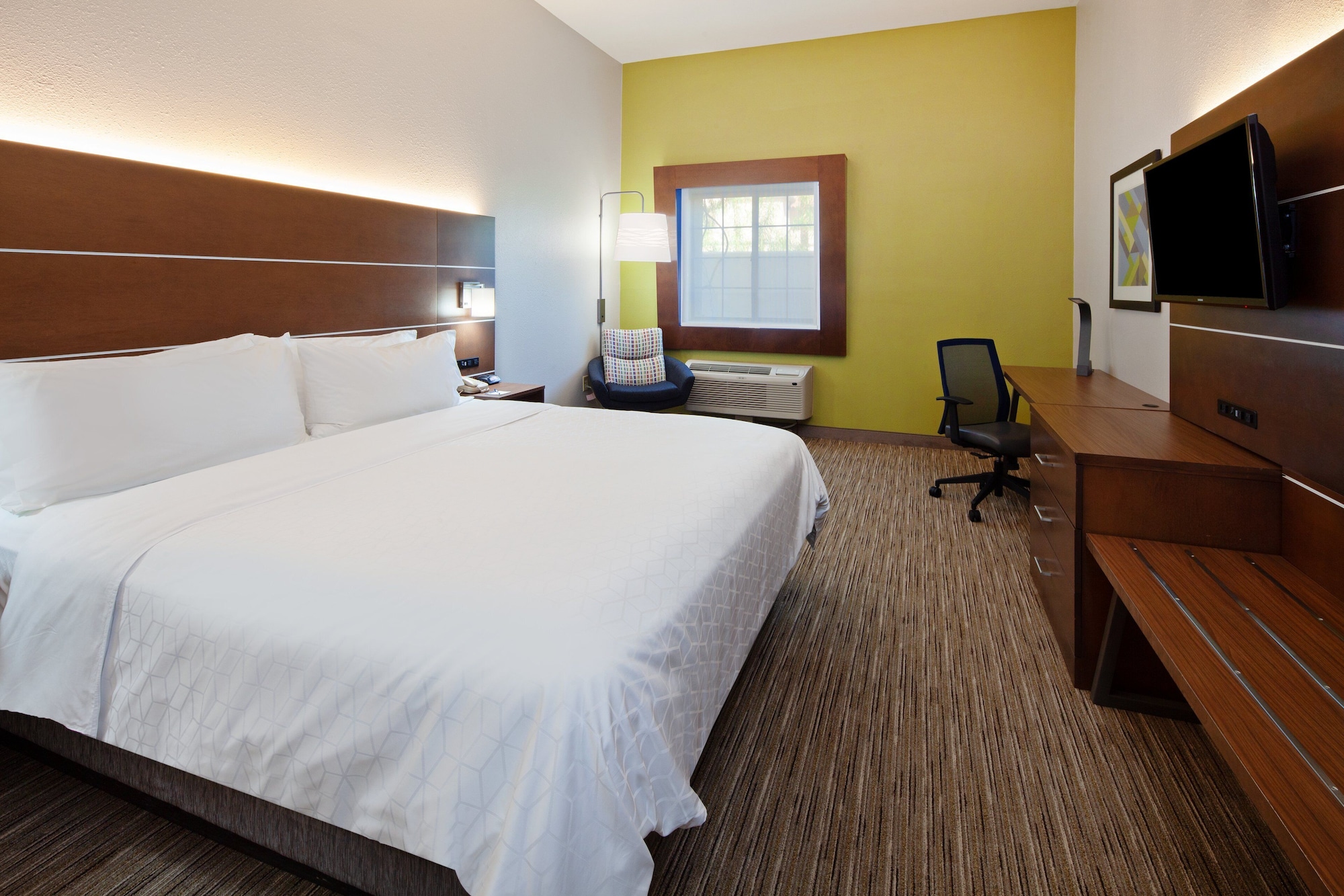 holiday inn express and suites rancho mirage