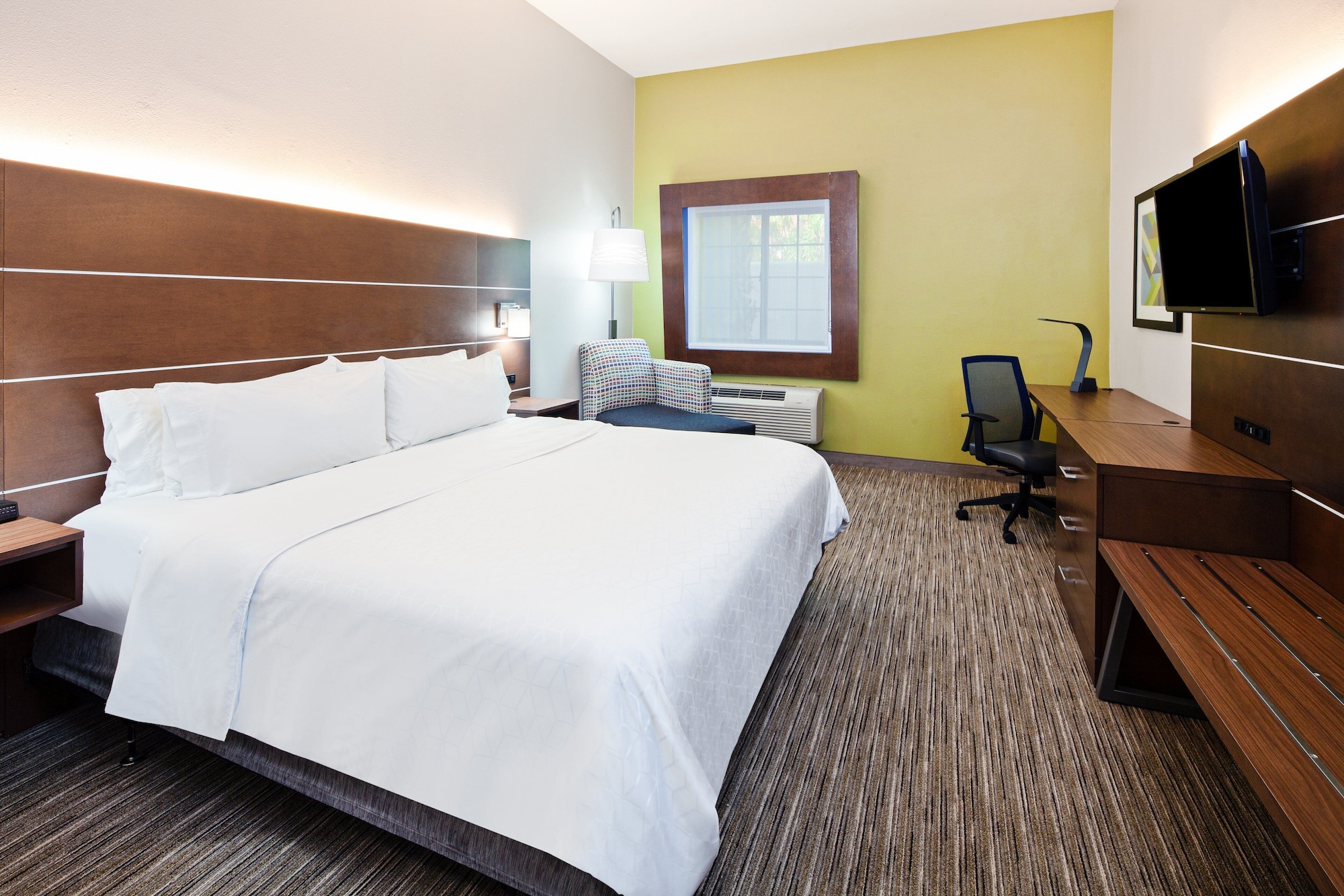 holiday inn express and suites rancho mirage