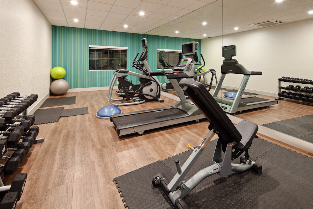 holiday inn express and suites rancho mirage