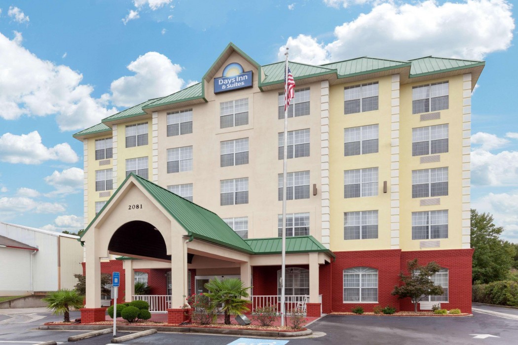 Days Inn & Suites By Wyndham Tucker/Northlake,Stone Mountain>>Atlanta,3 star