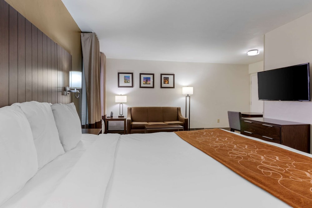 comfort suites at sabino canyon