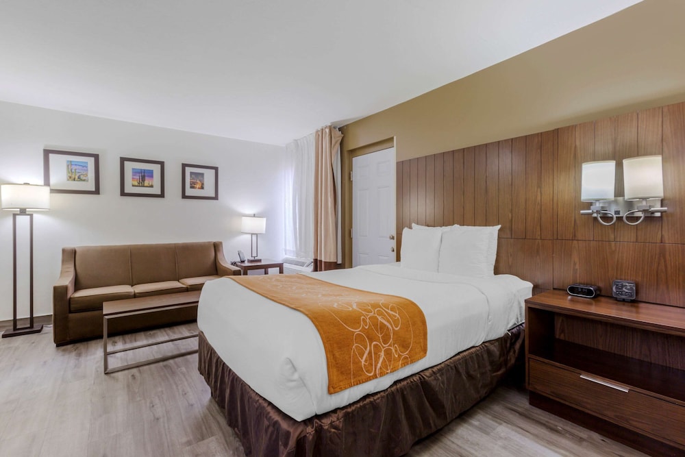 comfort suites at sabino canyon