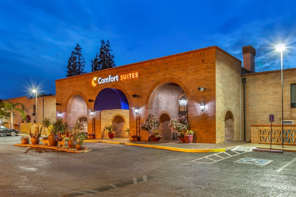 comfort suites at sabino canyon