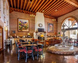comfort suites at sabino canyon