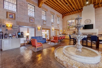 Comfort Suites At Sabino Canyon,Tanque Verde>>Pima,3 star