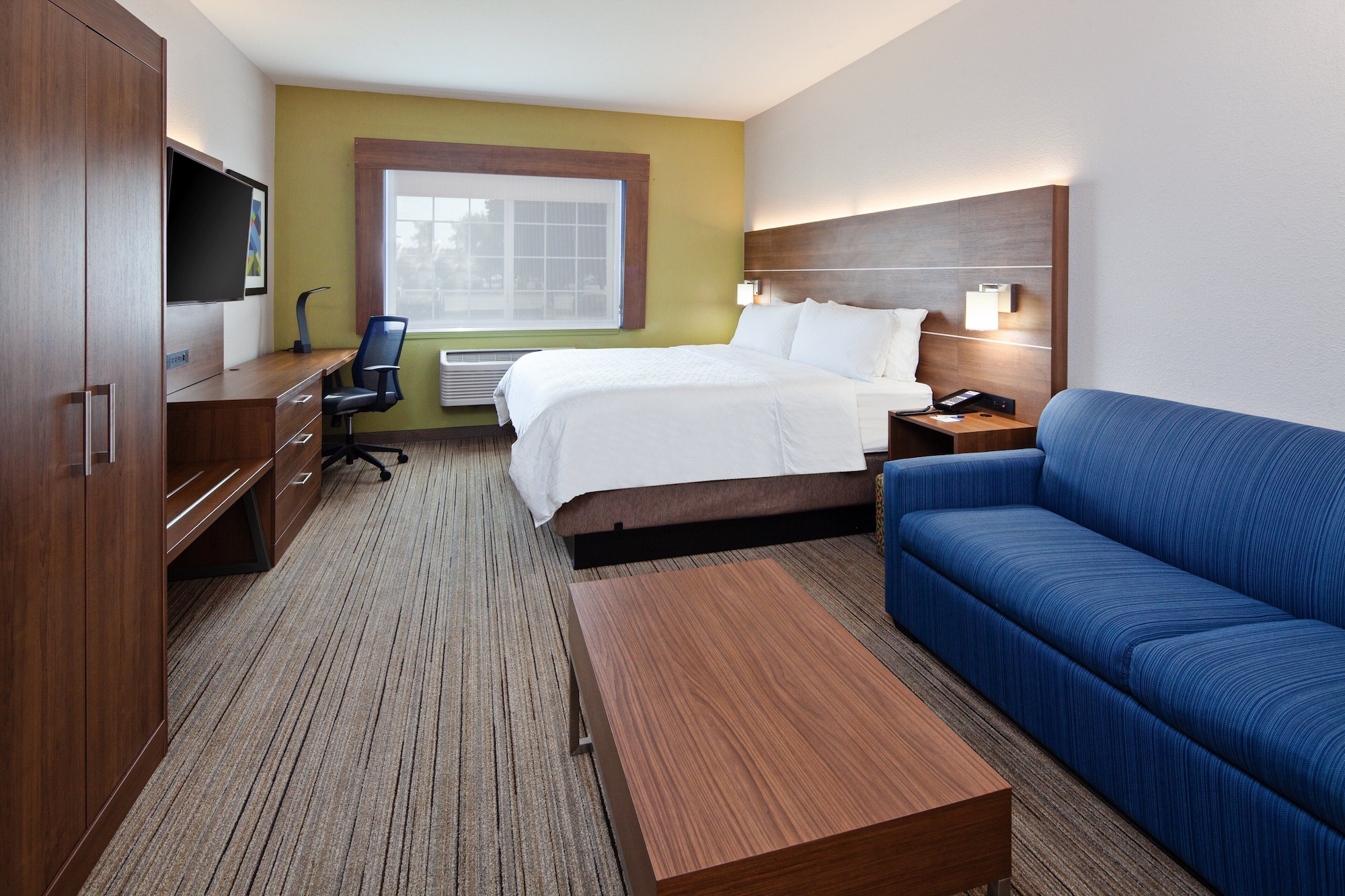 holiday inn express and suites tulare by ihg